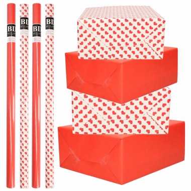 8x rollen kraft inpakpapier pakket rood/wit met hartjes liefde/valentijn 200 x 70 cm kado