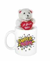 Moederdag kado super mom pop art beker mok 300 ml met beige knuffelbeertje met love hartje