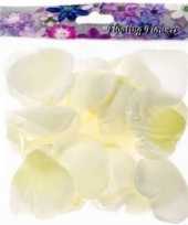 Valentijn 36x witte strooi rozenblaadjes decoratie kado