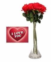 Valentijn valentijsdag kado vaas met 8 rozen en een valentijnskaart